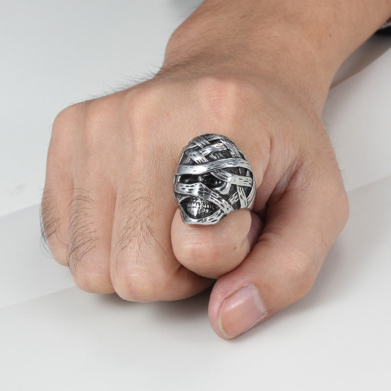 Bague Crâne Momifié en Acier