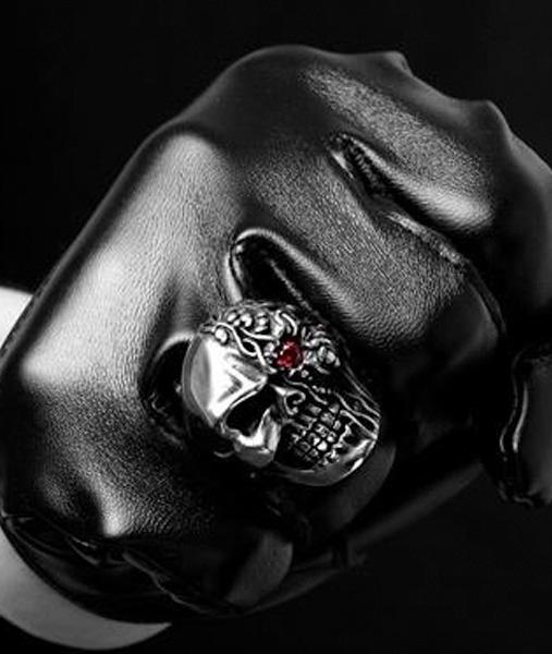 Bague Skull de Loki en Acier Durable