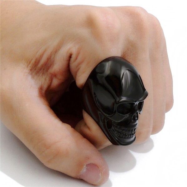 Bague Tête de Mort Noir en Acier