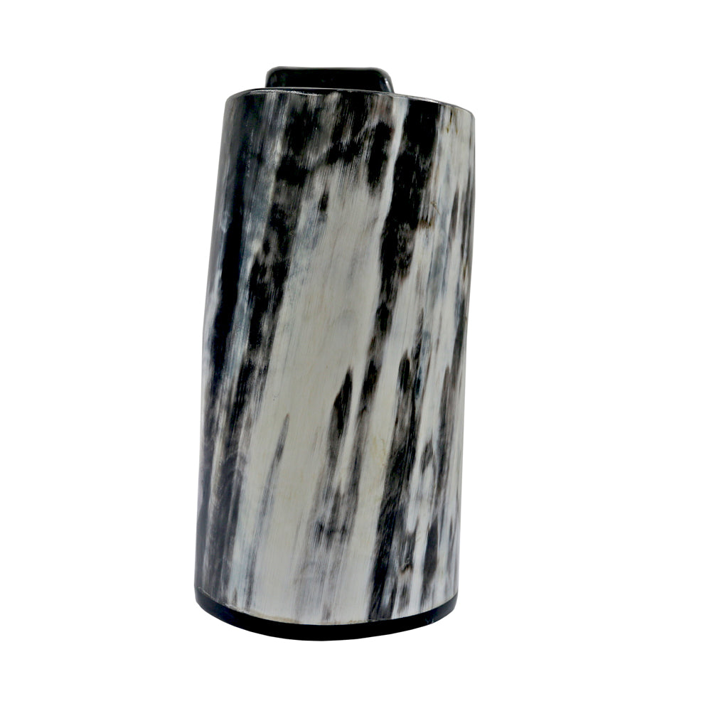 Chope Viking En Corne De Bœuf Blanche Et Noire