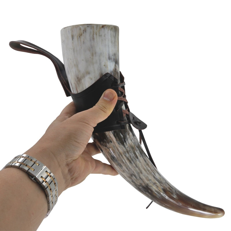 Corne à Boire Viking Avec Lanière