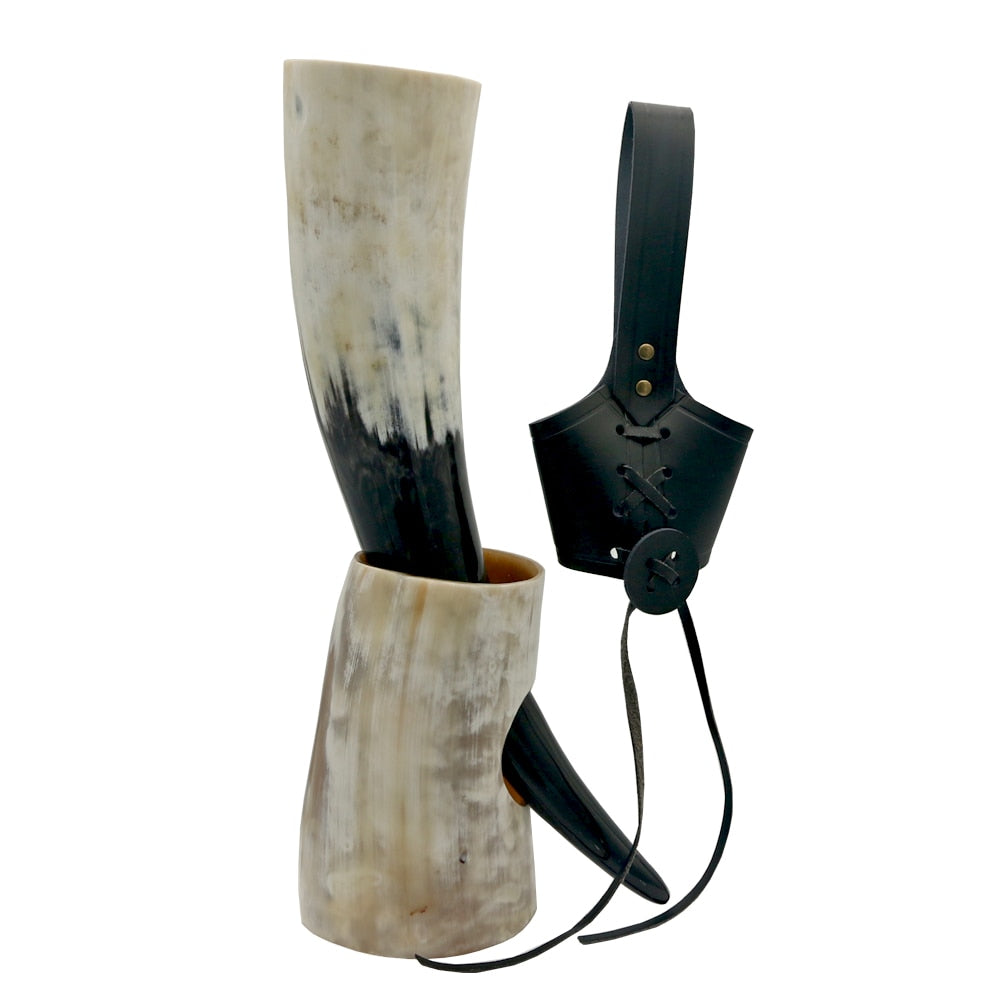 Corne à Boire Viking Avec Socle Et Lanière