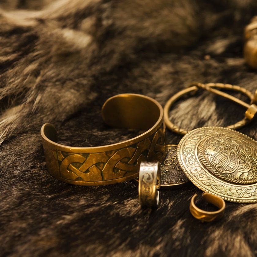 bracelet viking